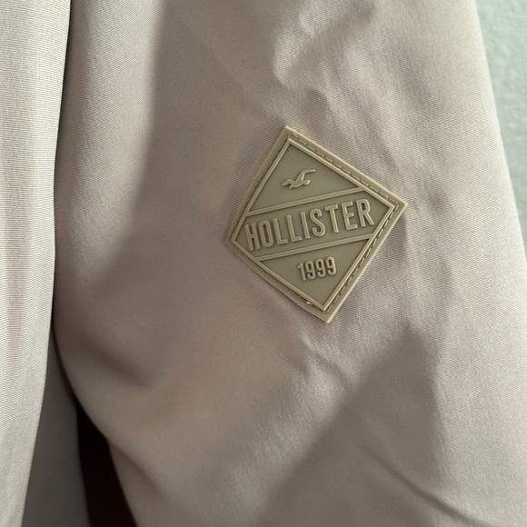 Hollister Tan Ski Jacket with Faux Fur Hood - Picture 5 of 7